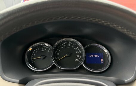 Renault Logan II, 2015 год, 700 000 рублей, 12 фотография