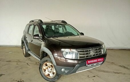 Renault Duster I рестайлинг, 2014 год, 815 000 рублей, 3 фотография
