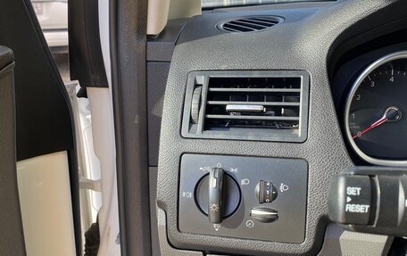 Ford C-MAX I рестайлинг, 2010 год, 870 000 рублей, 10 фотография