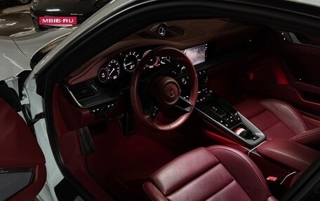 Porsche 911, 2021 год, 15 299 000 рублей, 11 фотография