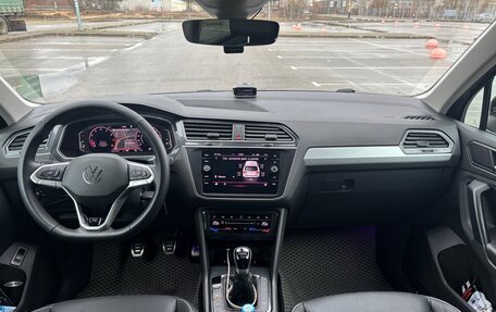 Volkswagen Tiguan II, 2021 год, 2 350 000 рублей, 11 фотография