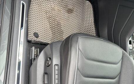 Volkswagen Tiguan II, 2021 год, 2 350 000 рублей, 12 фотография