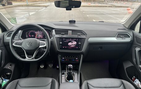 Volkswagen Tiguan II, 2021 год, 2 350 000 рублей, 10 фотография