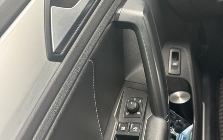 Volkswagen Tiguan II, 2021 год, 2 350 000 рублей, 23 фотография