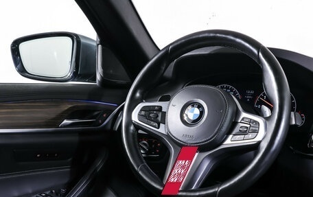 BMW 5 серия, 2018 год, 4 390 000 рублей, 13 фотография