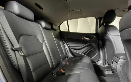 Mercedes-Benz GLA, 2019 год, 1 993 000 рублей, 16 фотография