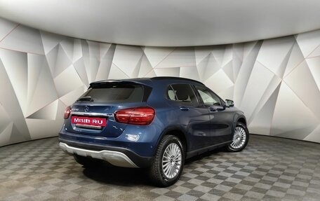 Mercedes-Benz GLA, 2019 год, 1 993 000 рублей, 2 фотография