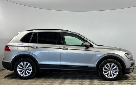 Volkswagen Tiguan II, 2019 год, 2 320 000 рублей, 6 фотография