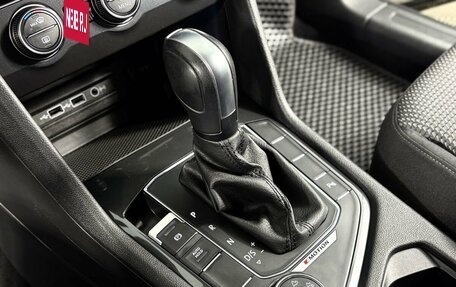 Volkswagen Tiguan II, 2019 год, 2 320 000 рублей, 10 фотография