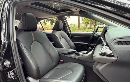 Toyota Camry, 2021 год, 3 918 000 рублей, 21 фотография