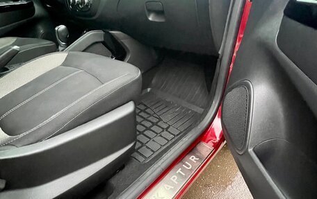 Renault Kaptur I рестайлинг, 2020 год, 1 800 000 рублей, 8 фотография