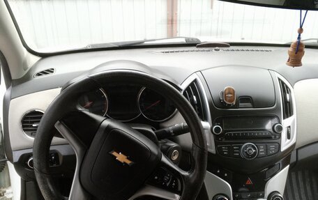 Chevrolet Cruze II, 2013 год, 750 000 рублей, 9 фотография