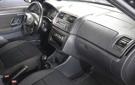 Skoda Fabia II, 2011 год, 440 000 рублей, 12 фотография