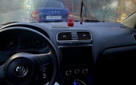 Volkswagen Polo VI (EU Market), 2010 год, 440 000 рублей, 5 фотография