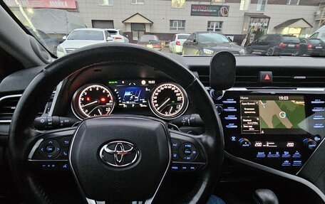 Toyota Camry, 2021 год, 3 500 000 рублей, 6 фотография