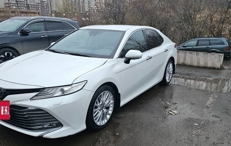 Toyota Camry, 2021 год, 3 500 000 рублей, 2 фотография