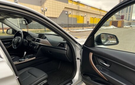 BMW 3 серия, 2016 год, 2 300 000 рублей, 13 фотография