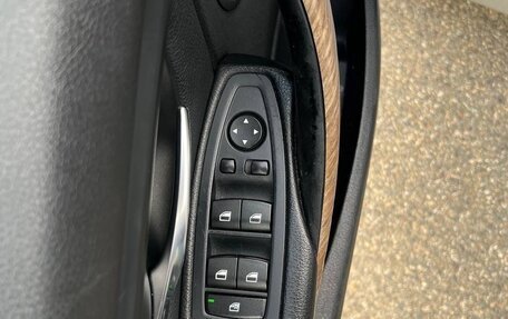 BMW 3 серия, 2016 год, 2 300 000 рублей, 10 фотография