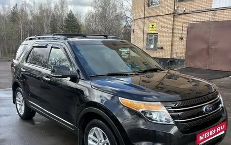 Ford Explorer VI, 2015 год, 2 450 000 рублей, 2 фотография