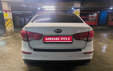 KIA Rio III рестайлинг, 2016 год, 700 000 рублей, 3 фотография