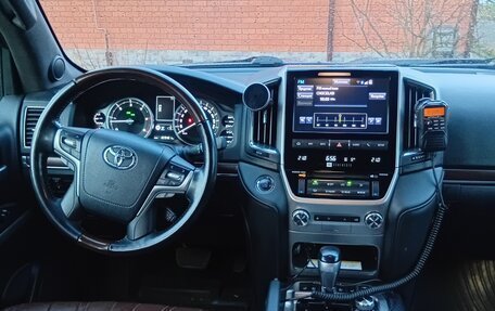 Toyota Land Cruiser 200, 2020 год, 6 500 000 рублей, 5 фотография