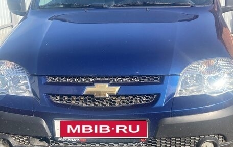 Chevrolet Niva I рестайлинг, 2018 год, 865 000 рублей, 7 фотография