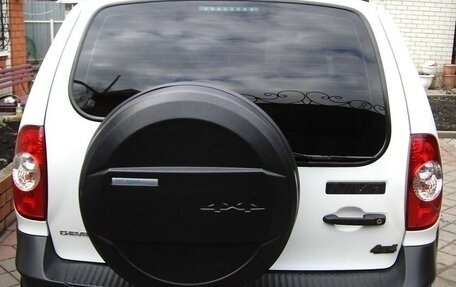 Chevrolet Niva I рестайлинг, 2017 год, 890 000 рублей, 4 фотография