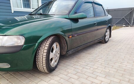 Opel Vectra B рестайлинг, 1996 год, 310 000 рублей, 3 фотография