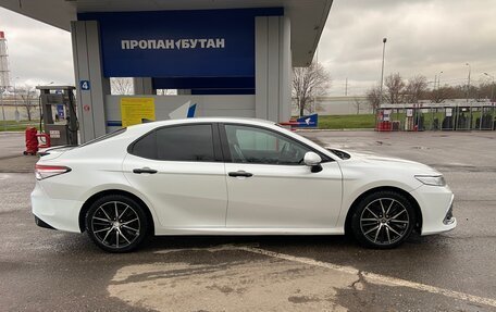 Toyota Camry, 2019 год, 2 800 000 рублей, 2 фотография