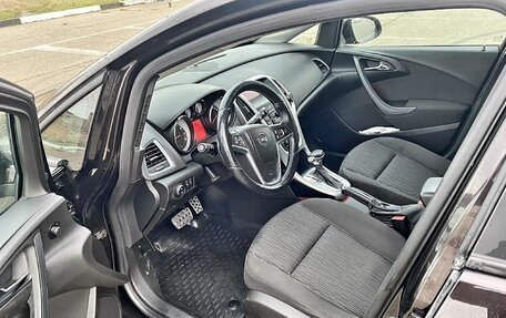 Opel Astra J, 2015 год, 950 000 рублей, 6 фотография