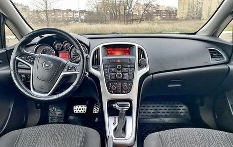 Opel Astra J, 2015 год, 950 000 рублей, 5 фотография