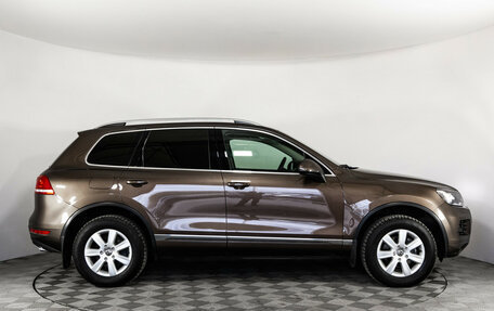 Volkswagen Touareg III, 2013 год, 2 299 000 рублей, 4 фотография