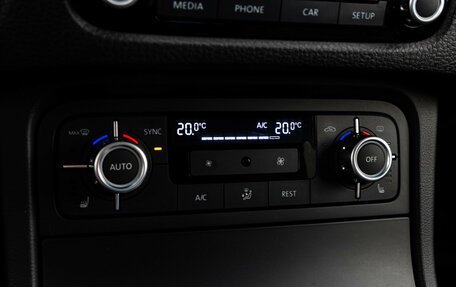 Volkswagen Touareg III, 2013 год, 2 299 000 рублей, 15 фотография