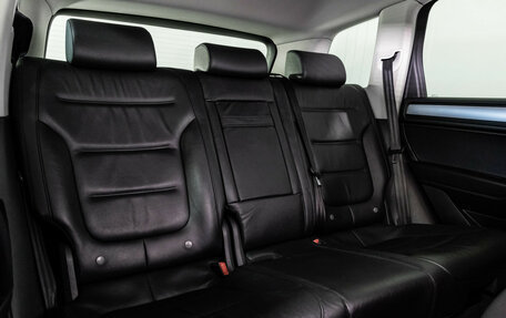 Volkswagen Touareg III, 2013 год, 2 299 000 рублей, 21 фотография