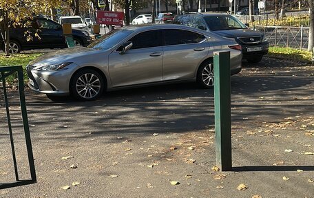 Lexus ES VII, 2021 год, 3 750 000 рублей, 2 фотография