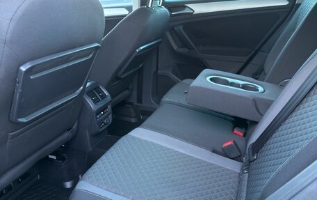 Volkswagen Tiguan II, 2017 год, 2 450 000 рублей, 16 фотография