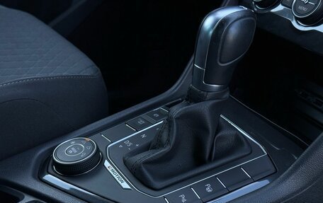 Volkswagen Tiguan II, 2017 год, 2 450 000 рублей, 20 фотография