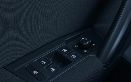 Volkswagen Tiguan II, 2017 год, 2 450 000 рублей, 26 фотография