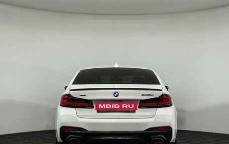 BMW 5 серия, 2021 год, 4 895 000 рублей, 4 фотография