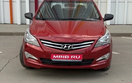 Hyundai Solaris II рестайлинг, 2015 год, 845 000 рублей, 1 фотография
