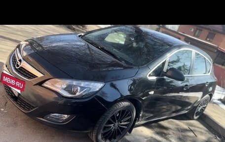 Opel Astra J, 2011 год, 800 000 рублей, 8 фотография