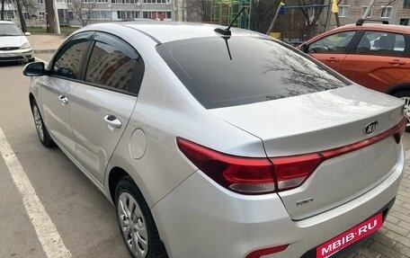KIA Rio IV, 2018 год, 1 400 000 рублей, 3 фотография
