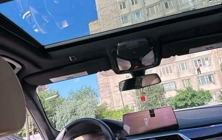 BMW 5 серия, 2022 год, 4 500 000 рублей, 6 фотография