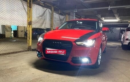 Audi A1, 2011 год, 1 100 000 рублей, 2 фотография