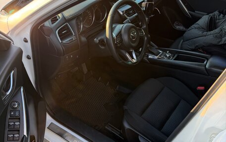 Mazda 6, 2016 год, 1 850 000 рублей, 9 фотография