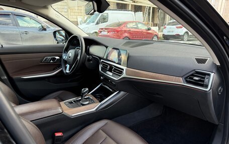 BMW 3 серия, 2019 год, 4 300 000 рублей, 9 фотография