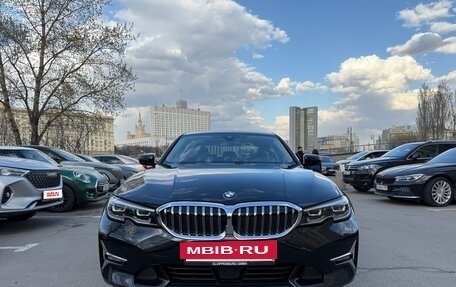BMW 3 серия, 2019 год, 4 300 000 рублей, 3 фотография