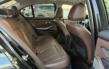 BMW 3 серия, 2019 год, 4 300 000 рублей, 10 фотография