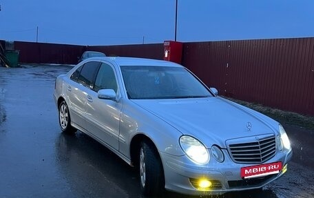 Mercedes-Benz E-Класс, 2007 год, 715 000 рублей, 11 фотография