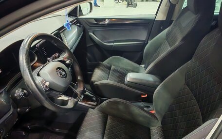 Skoda Rapid II, 2021 год, 2 100 000 рублей, 10 фотография